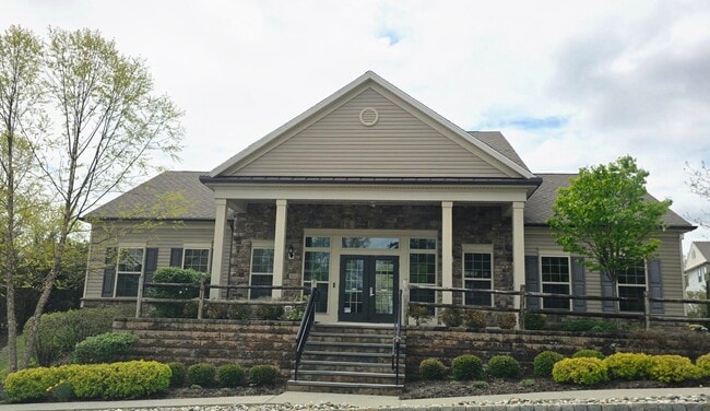 Photo - 76 Albert Ct