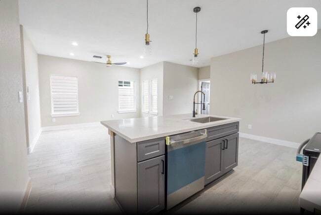 Photo - 8713 Westcott Rd