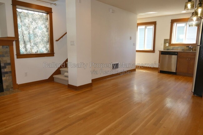 Photo - 4514 Dayton Ave N
