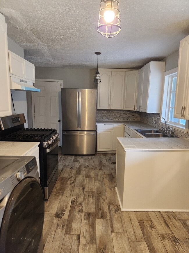 Photo - 4025 Carol Dr