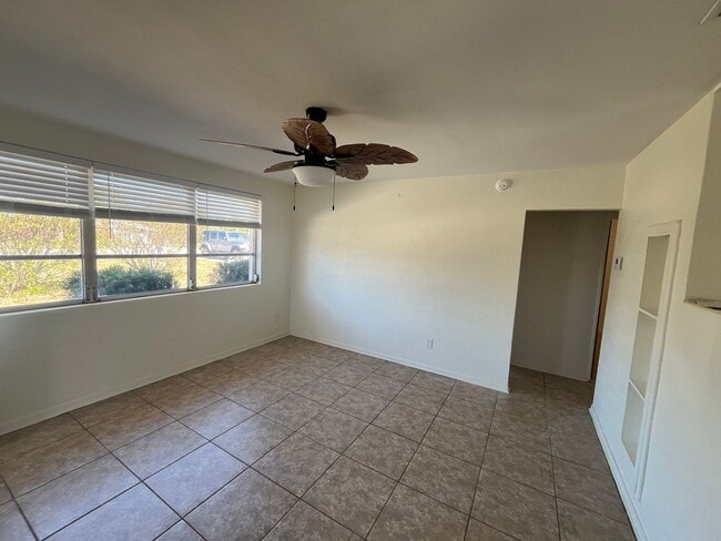 Photo - 60 River Dr