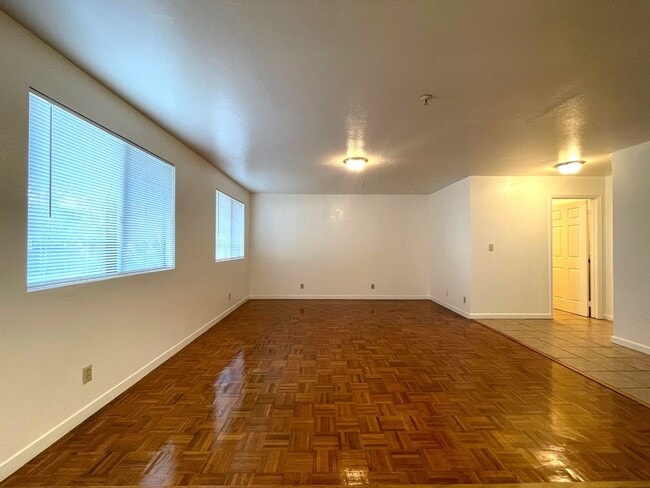 Photo - Nice and clean 3 beds 2 baths located in c... Unidad Apt 2