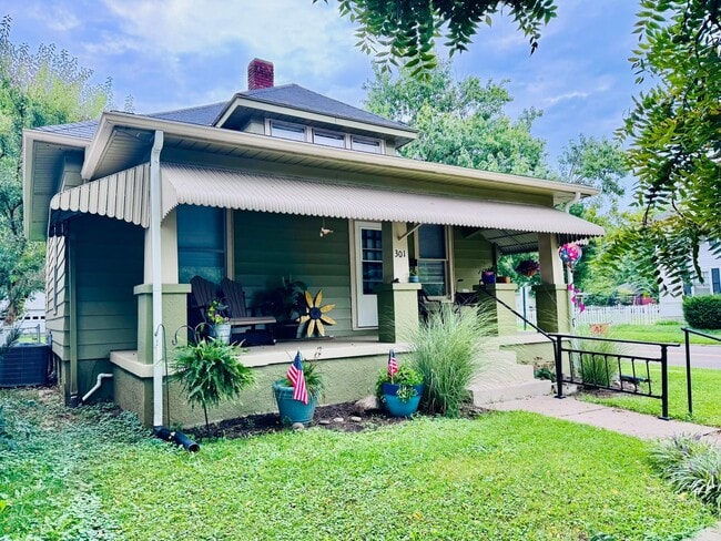 301 Franklin St