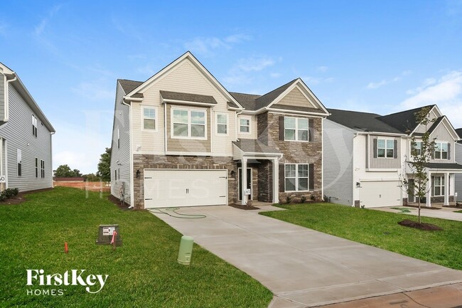 513 Hillpark Ln