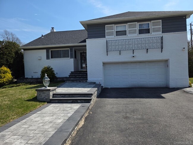 Building Photo - 838 Pepperidge Rd