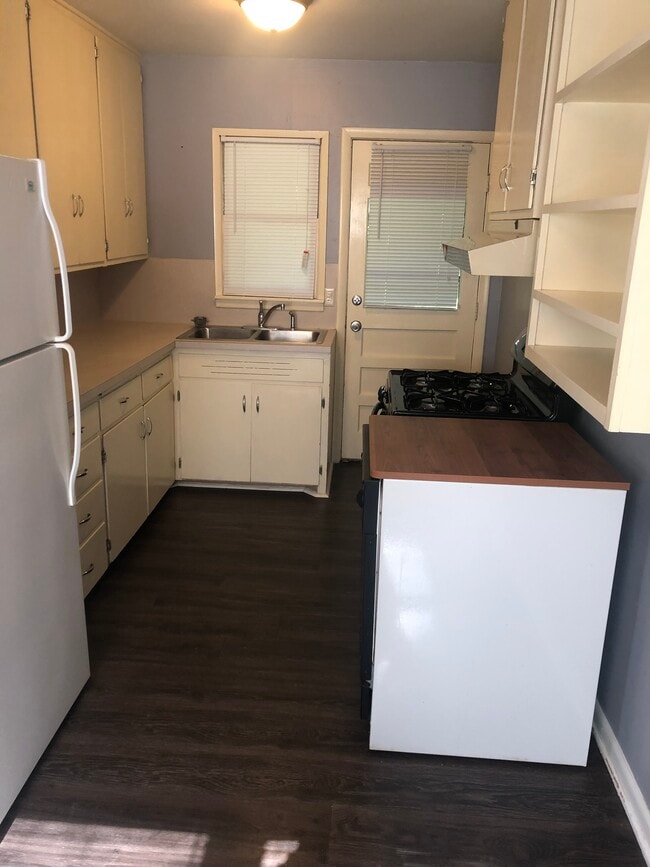 Photo - 1022 S Stanley St