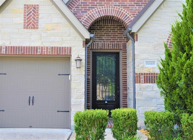 Photo - 10811 Croftmore Dr
