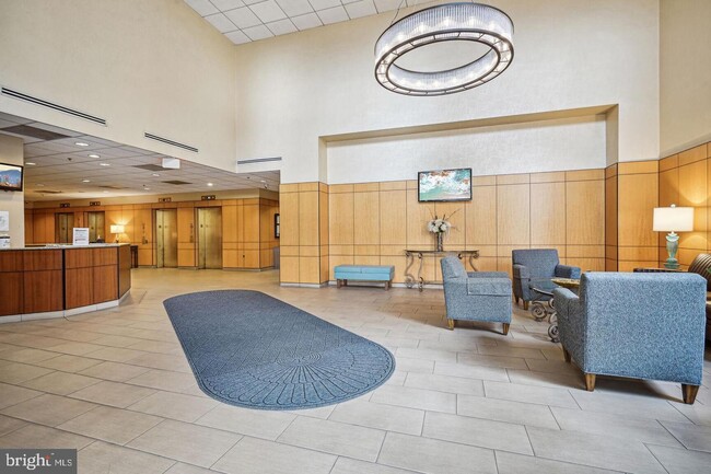 Photo - 1211 S Eads St Unidad 804