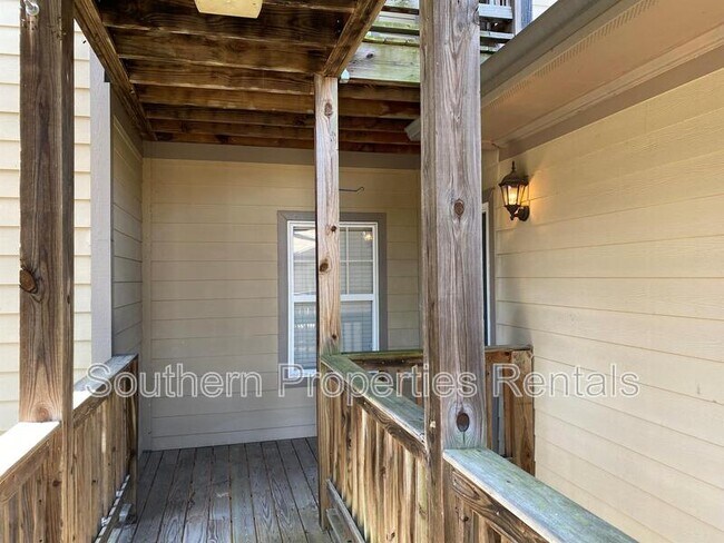 1611 Bluffside Dr Unit 207 - 207