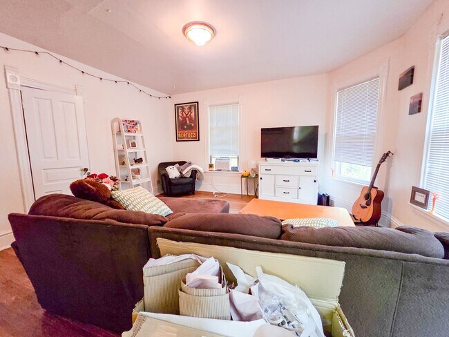 Photo - 1335 Rutledge St Unit 1335 Rutledge St #3