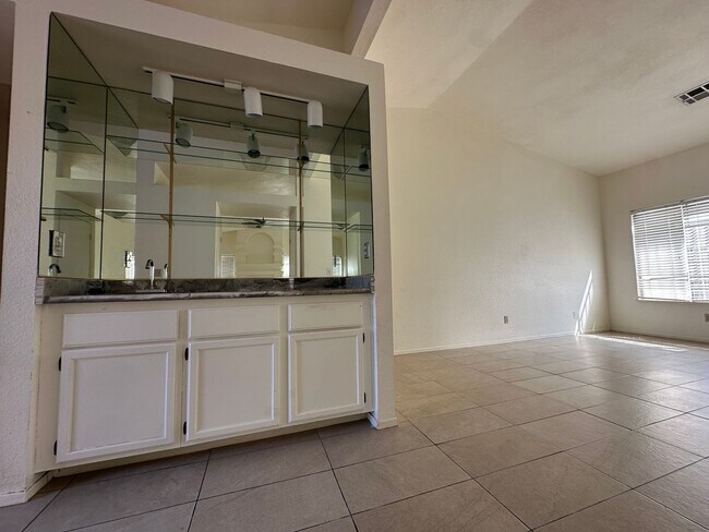 Photo - Great location. 4 bedroom single story Las Vegas home for rent.