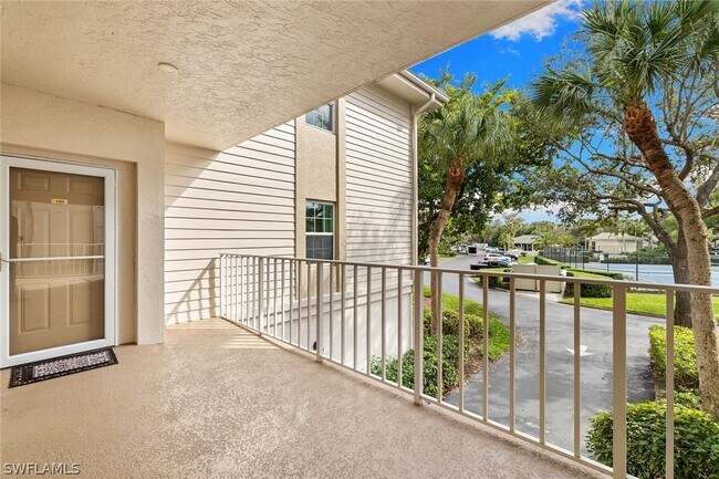 4140 Bayhead Dr Unit 106