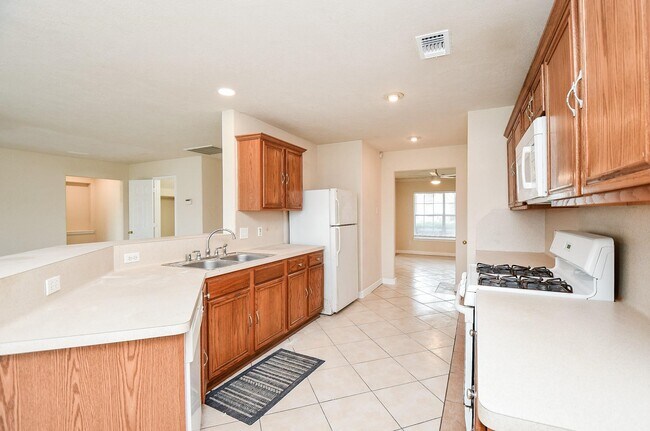 Photo - 6626 Barker Bend Ln