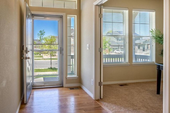 Photo - 180 N Newbern Way