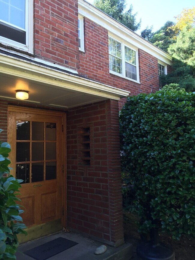Photo - Your Comfort Our Priority.  Now Featuring a 1 Bedroom Beauty Unit 5475-2