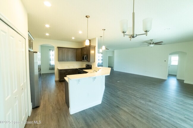 Photo - 526 Falmouth St