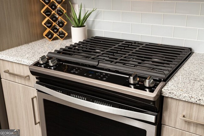 Photo - 1399 Herrington Rd Unidad 8303