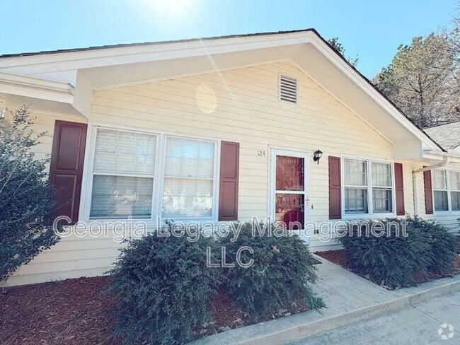 Building Photo - 113 Creekside Drive Rental