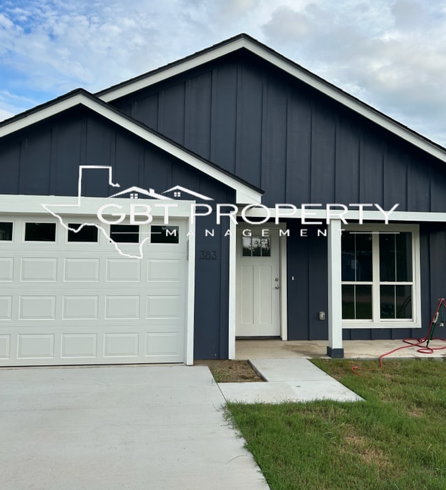 Building Photo - Brand New 3 Bedroom 2 Bathroom Home!