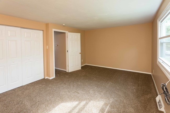 Photo - Leisure Village Apartments