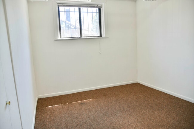 Photo - 3024 N Halsted St Unidad GA