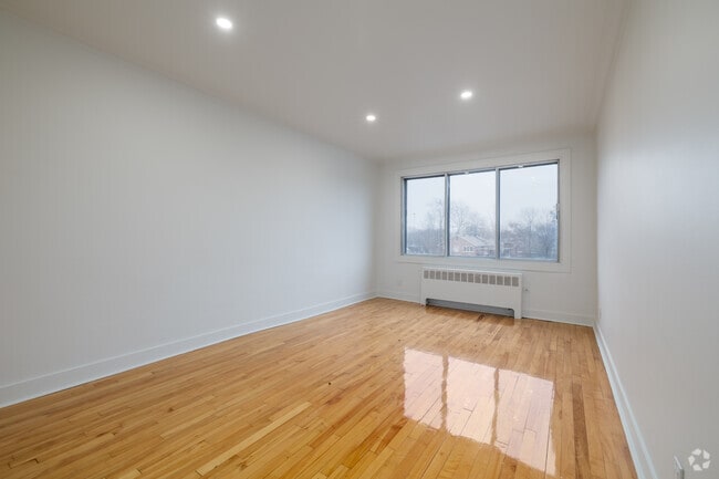 2 chambres, 1 salle de bain - Salon - 7211 Av Fielding