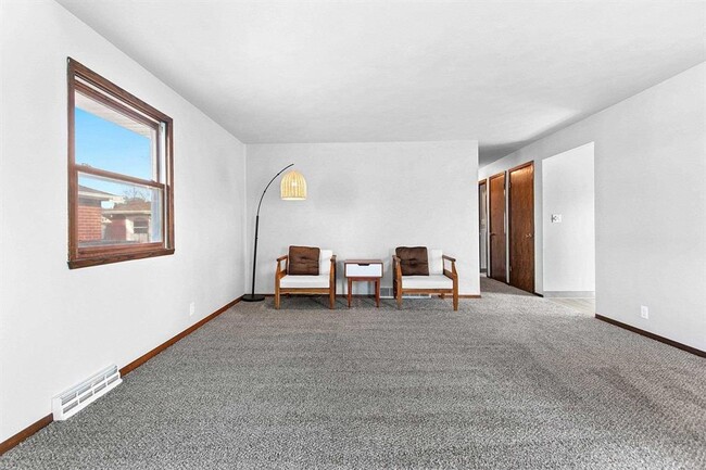 Photo - 1730 S Madison St