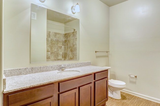 Photo - Crescent Bluff II