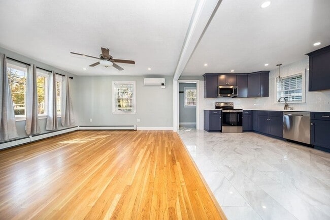 Photo - 1 Market St Unit 1