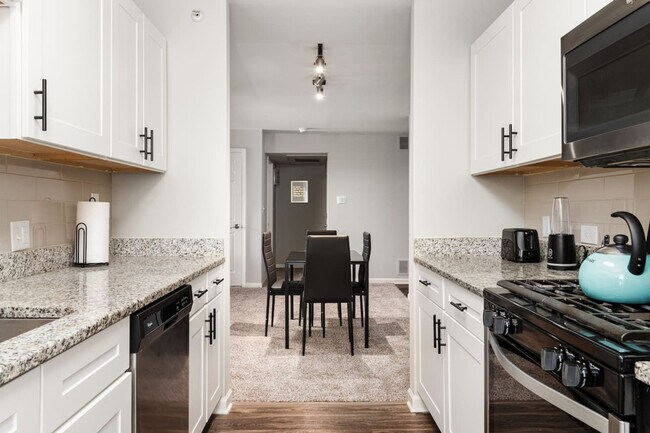 Photo - 149 Woodlake Blvd Unidad ID1228632P