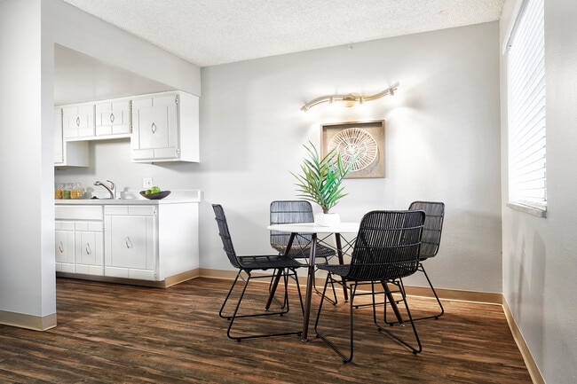 Weston Ridge Apartments