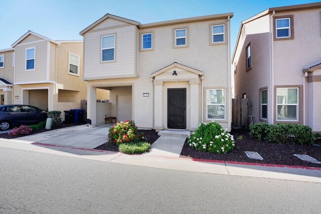 Photo - 8154 Laurel Willow Ln