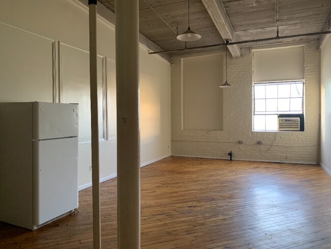 Photo - 1417 Kemper St