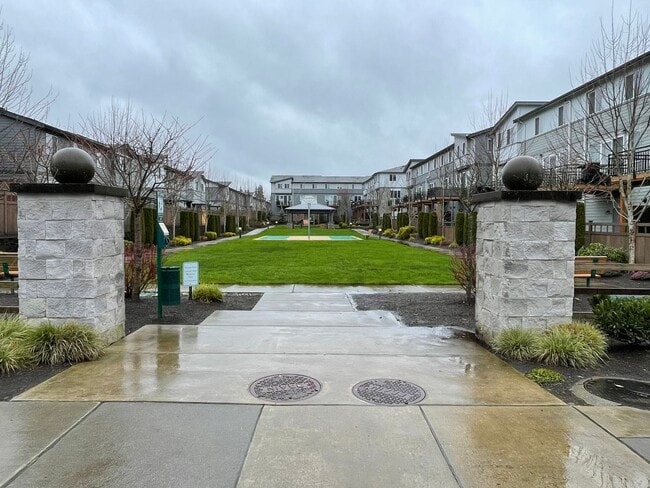Photo - Stunning 3 bedroom 2.5 bathroom Townhome in Bothell!