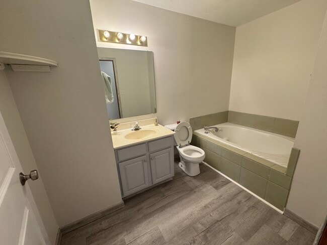 Photo - 3 Bedroom, 2 Bath New Rental Alert in Chat...