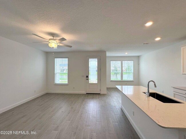 Photo - 33 Tyson Ct Townhome