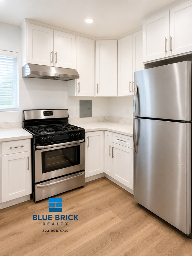Photo - 5739 Halbrent Ave Unit 25