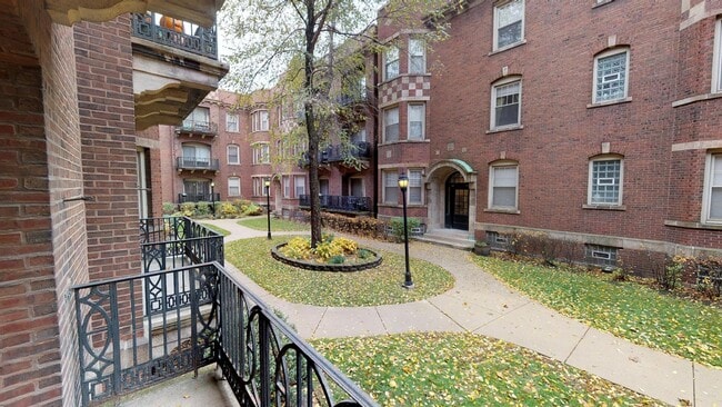 Photo - 5327 S Harper Ave Unit 1