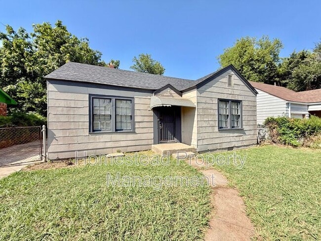 Building Photo - 1719 NE 18th St Rental