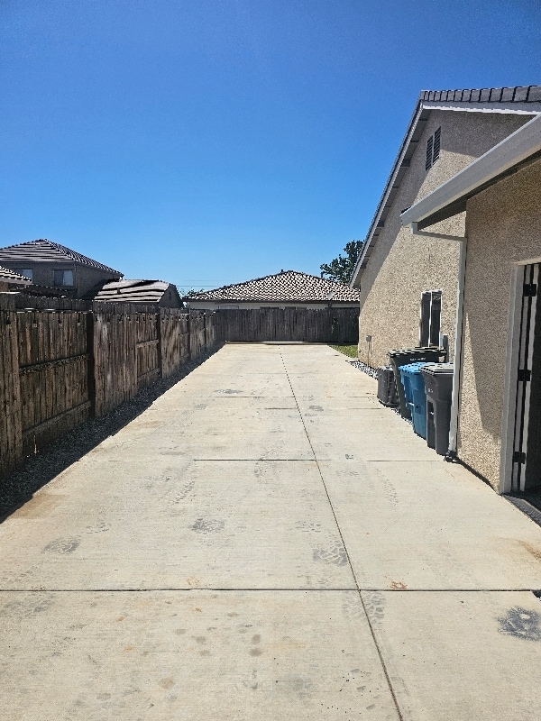 Photo - 4048 Larner Way