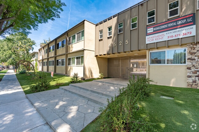 BALDWIN 04 - BALDWIN 04