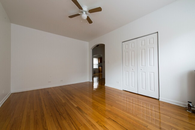 Photo - 8148-56 S Ingleside