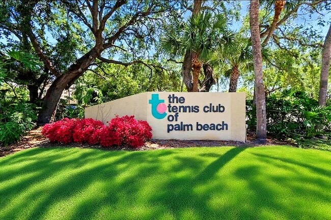 Building Photo - 2788 Tennis Club Dr Unit 101