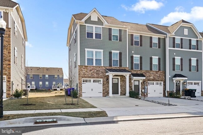 Photo - 144 Fletcher Cir Townhome