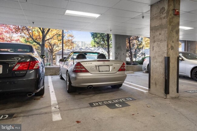 Building Photo - 3851 Aristotle Ct Unit 1-402