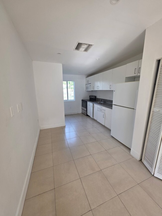 Photo - 4727 NW 15th Ave