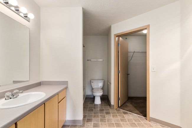 Boulder Apartments
