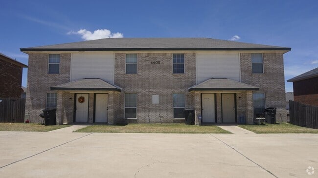 Building Photo - 4405 Abigail Dr Rental