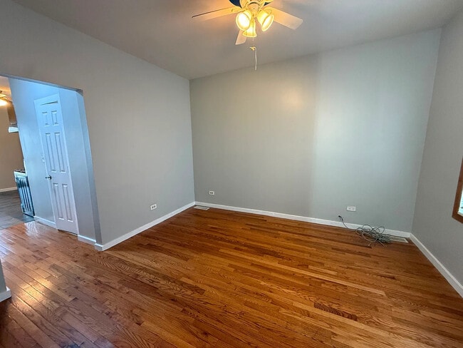 Photo - 4418 W Armitage Ave