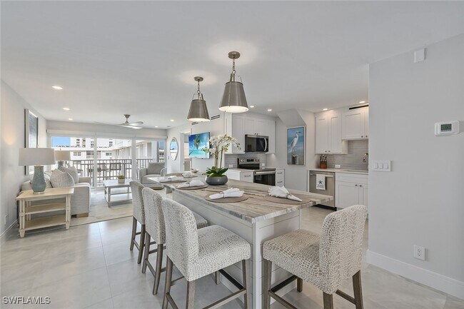 Photo - 3443 Gulf Shore Blvd N Unit 813